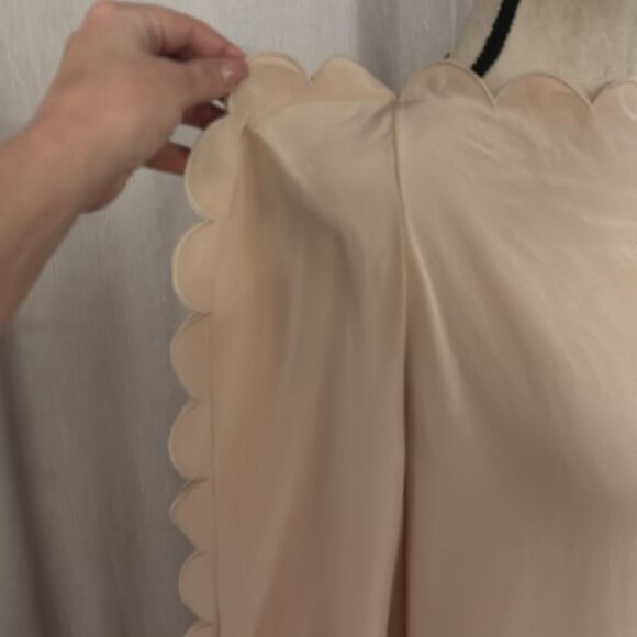 Fendi baby Pink Scalloped Edge Blouse, 100% viscose button, S - Picture 5 of 14